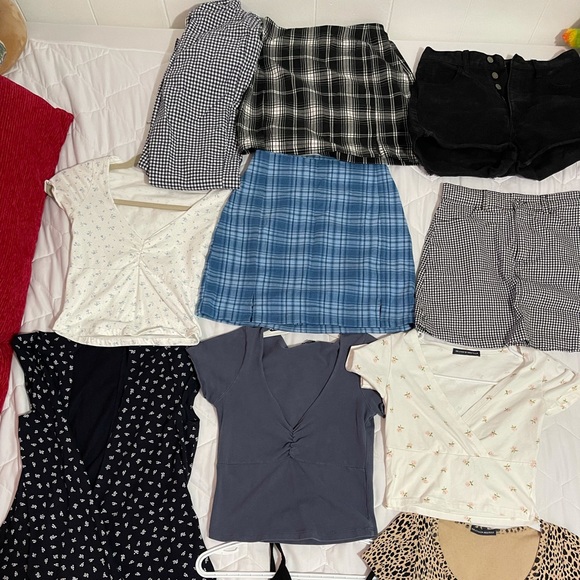 Brandy Melville Items - Picture 2 of 6